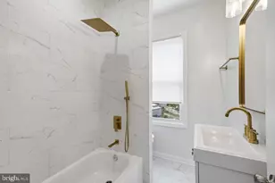 3227 Phelps Ln, Baltimore, MD 21229 - Photo 19