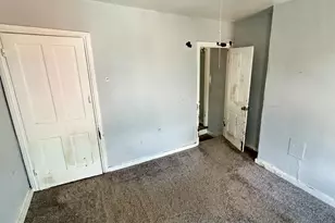 2127 Hollins St, Baltimore, MD 21223 - Photo 11