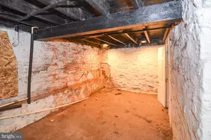 1208 N Longwood St, Baltimore, MD 21216 - Photo 39