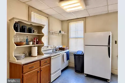 3208 E Lombard, Baltimore, MD 21224 - Photo 9