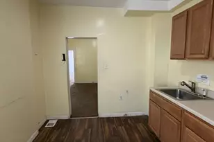 1758 Gorsuch Ave, Baltimore, MD 21218 - Photo 5