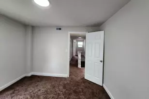 724 E 35th St, Baltimore, MD 21218 - Photo 17