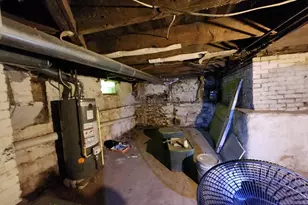 724 E 35th St, Baltimore, MD 21218 - Photo 23