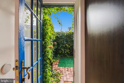 402 S Dallas Street, Baltimore, MD 21231 - Photo 9