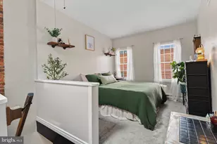 402 S Dallas St, Baltimore, MD 21231 - Photo 17