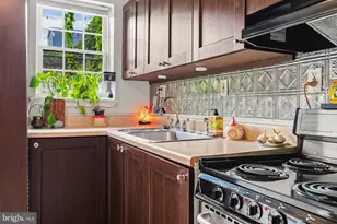 402 S Dallas St, Baltimore, MD 21231 - Photo 7