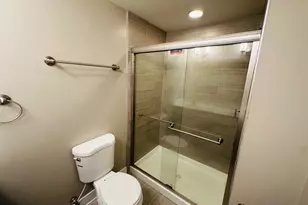 429 E Lanvale Street E, Baltimore, MD 21202 - Photo 17