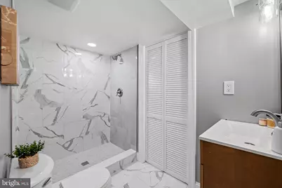 2114 E Hoffman Street, Baltimore, MD 21213 - Photo 15