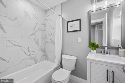 2114 E Hoffman Street, Baltimore, MD 21213 - Photo 19