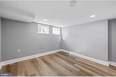 2114 E Hoffman Street, Baltimore, MD 21213 - Photo 13