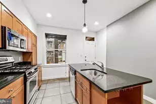 19 S Curley St, Baltimore, MD 21224 - Photo 9