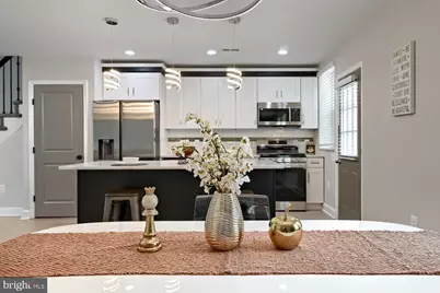 302 Martingale Avenue, Baltimore, MD 21229 - Photo 7