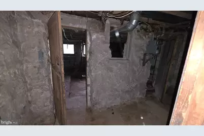 2913 W Mosher Street, Baltimore, MD 21216 - Photo 29