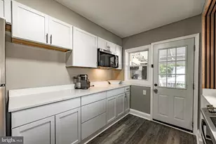 5122 Pembroke Ave, Baltimore, MD 21206 - Photo 11