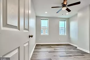 1341 Sargeant St, Baltimore, MD 21223 - Photo 9