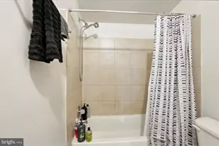 1021 N Caroline St, Baltimore, MD 21205 - Photo 27