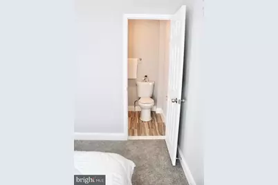 158 N Ellwood Avenue, Baltimore, MD 21224 - Photo 9
