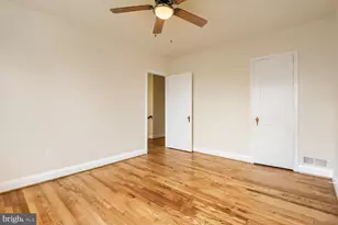 220 N Edgewood St, Baltimore, MD 21229 - Photo 11