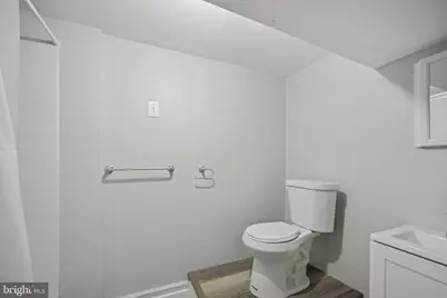 1524 E 28th Street E, Baltimore, MD 21218 - Photo 15