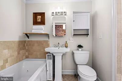 640 S Belnord Avenue, Baltimore, MD 21224 - Photo 9