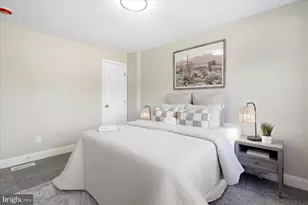112 N Mt Olivet Ln, Baltimore, MD 21229 - Photo 23