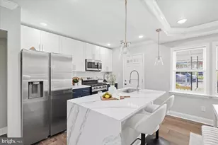 112 N Mt Olivet Ln, Baltimore, MD 21229 - Photo 9