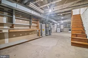 110 S Collins Ave S, Baltimore, MD 21229 - Photo 21