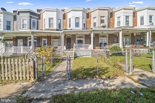 110 S Collins Ave S, Baltimore, MD 21229 - Photo 3