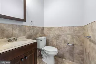 3700 Chestnut Ave, Baltimore, MD 21211 - Photo 7