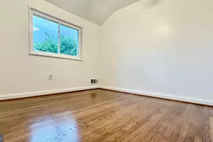 617 Brisbane Rd, Baltimore, MD 21229 - Photo 3