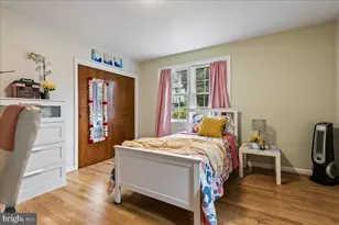 418 N Chapel Gate Ln, Baltimore, MD 21229 - Photo 17