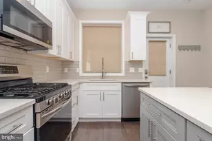 3827 Hudson St, Baltimore, MD 21224 - Photo 7