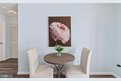 2702 Lighthouse Pt E #629, Baltimore, MD 21224 - Photo 3