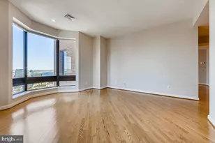 10 E Lee St, Baltimore, MD 21202 - Photo 9
