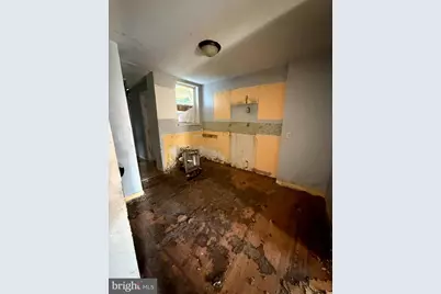 600 N Grantley Street, Baltimore, MD 21229 - Photo 5