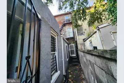 1310 W Pratt Street, Baltimore, MD 21223 - Photo 27