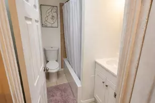 658 Dumbarton Ave, Baltimore, MD 21218 - Photo 15