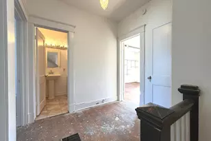 641 N Augusta Ave, Baltimore, MD 21229 - Photo 29