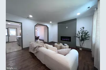2802 W Garrison Avenue W, Baltimore, MD 21215 - Photo 3
