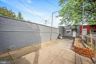 217 S Eaton St, Baltimore, MD 21224 - Photo 23