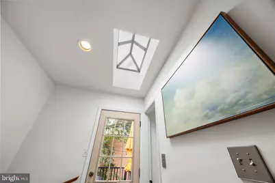 1063 W Barre, Baltimore, MD 21230 - Photo 37