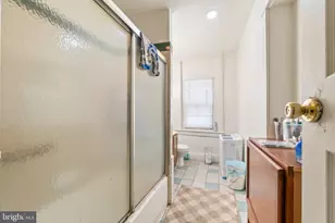 117 W 29th St, Baltimore, MD 21218 - Photo 11