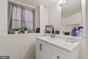 117 W 29th St, Baltimore, MD 21218 - Photo 27