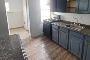 3503 W Franklin St, Baltimore, MD 21229 - Photo 5