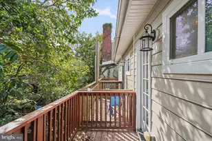 2105 E Lamley St, Baltimore, MD 21231 - Photo 25