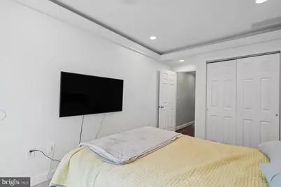 2105 E Lamley Street, Baltimore, MD 21231 - Photo 23