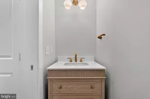 909 Eastern Ave, Baltimore, MD 21202 - Photo 9