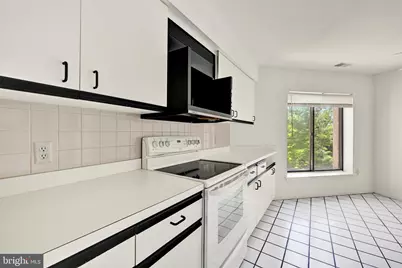 3041 Fallstaff Road #505D, Baltimore, MD 21209 - Photo 7