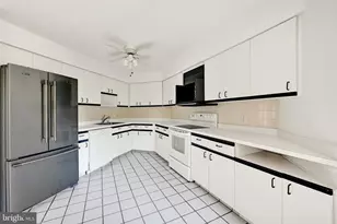 3041 Fallstaff Rd, Baltimore, MD 21209 - Photo 5