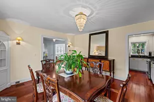 400 Bretton Pl, Baltimore, MD 21218 - Photo 17